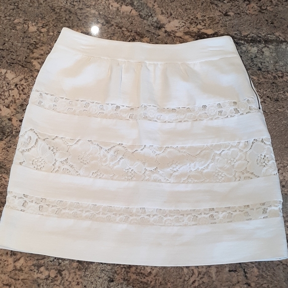 LOFT Dresses & Skirts - 💞Loft* Skirt